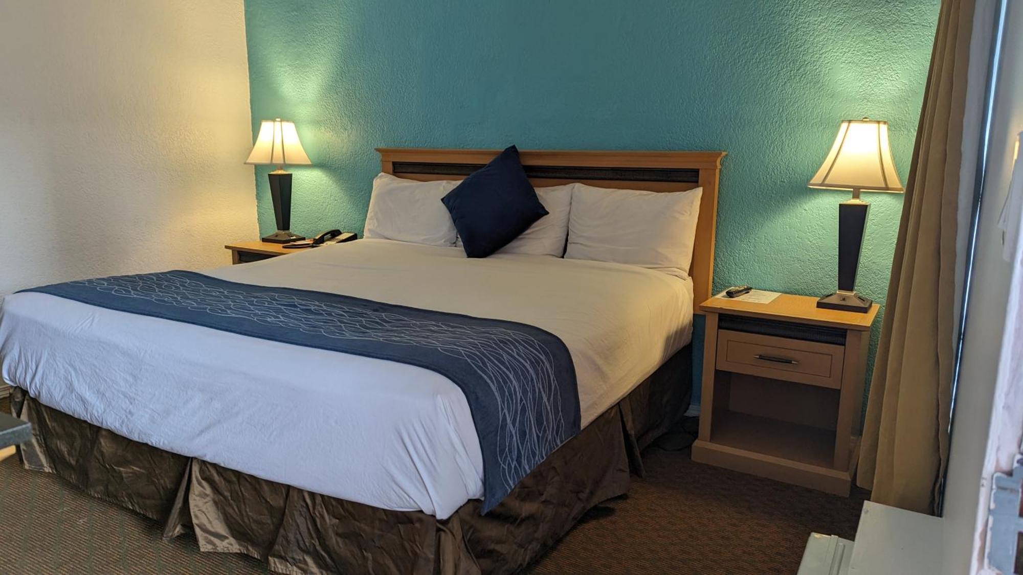 Howard Johnson By Wyndham Downtown Kamloops Eksteriør bilde