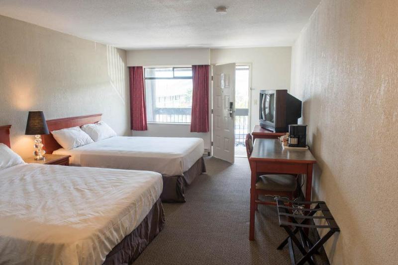 Howard Johnson By Wyndham Downtown Kamloops Eksteriør bilde