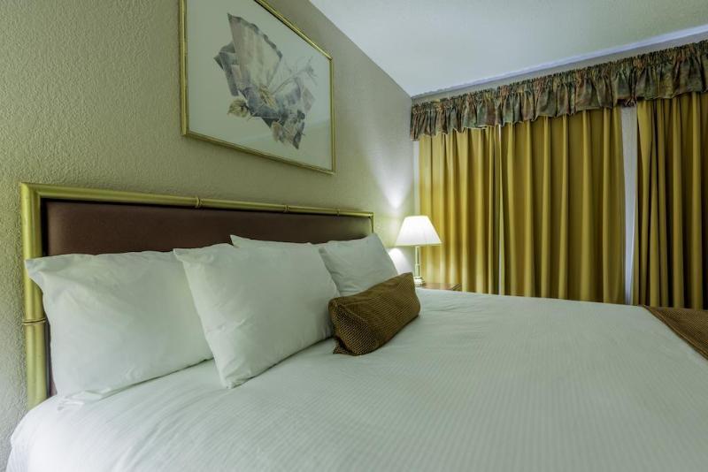 Howard Johnson By Wyndham Downtown Kamloops Eksteriør bilde